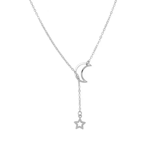 Colar Choker Lua & Estrela Dourado – Elegância na Simplicidade